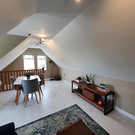 Beautiful 2 Bedroom Guest House With Private Pool In Lacock, Wiltshire Luaran gambar