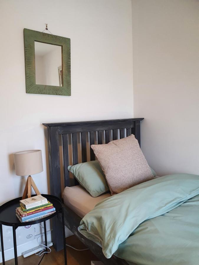 Beautiful 2 Bedroom Guest House With Private Pool In Lacock, Wiltshire Luaran gambar